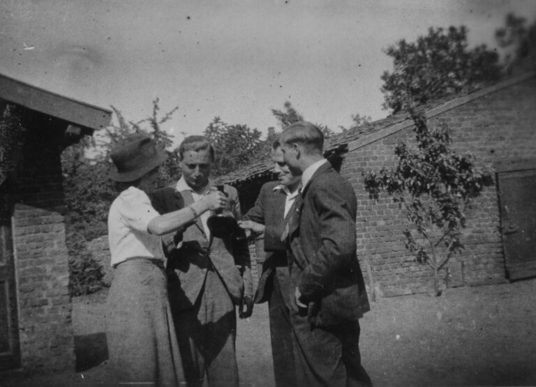 2e v l: Har?
 (foto 037-1)